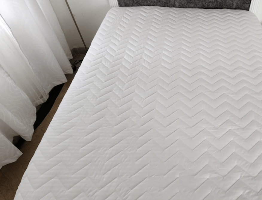 <strong>Adriana Linares</strong>